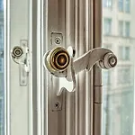 Modern Loft With Balcony Next To Mariott -600mbps Wifi *