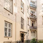 Apartment Modern Loft With Balcony Next To Mariott -600mbps Wifi *