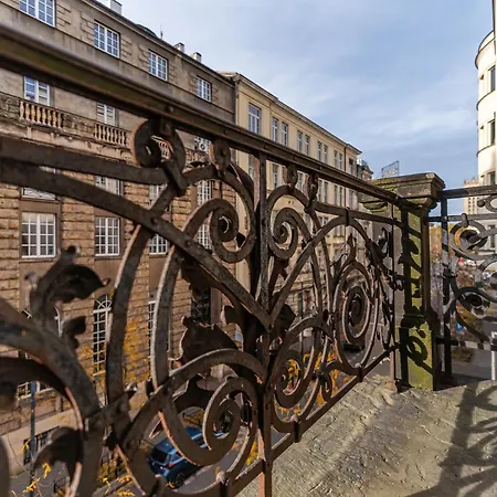 Apartamento Modern Loft With Balcony Next To Mariott -600mbps Wifi Varsovia