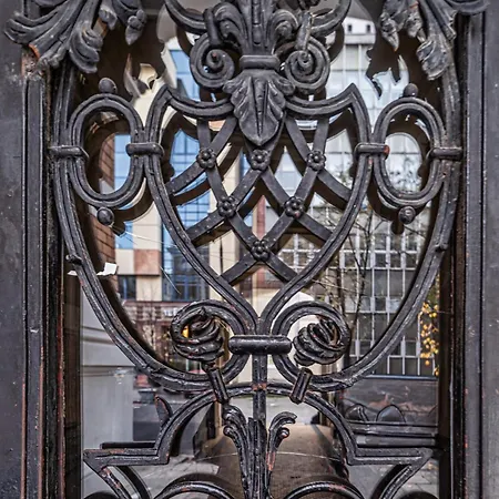 Apartment Modern Loft With Balcony Next To Mariott -600mbps Wifi